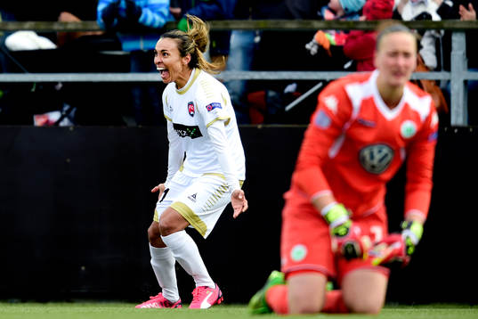 Rosengårds Marta Viera Da Silva jublar