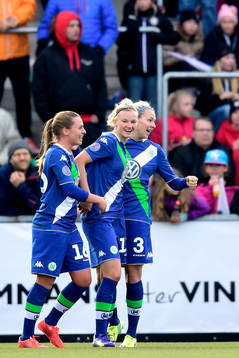 Wolfsburgs Noelle Maritz, Alexandra Popp och Zsanett