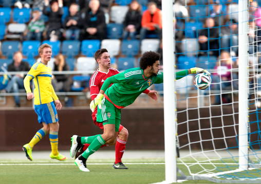 Självmål med Sveriges Sixten Mohlin