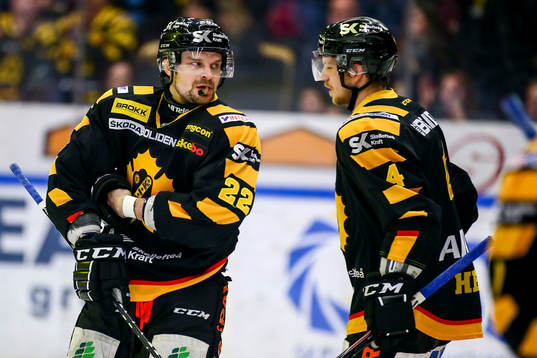 Skellefteås Janne Pesonen jublar
