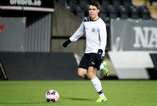 Michel Hernandez , Örebro U19 (vitt) mot elfsborg U19