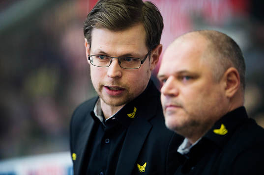 Västerås tränare Martin Filander och assisterande