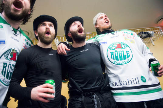 Rögles Jack Connolly,Taylor Matson och Jens Hellgren jublar