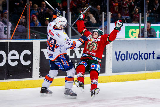 Frölundas Lukas Bengtsson jublar