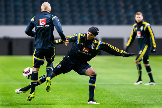 Sveriges Isaac Kiese Thelin