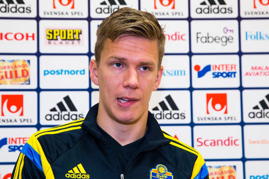 Sveriges Pontus Wernbloom deltar i en pressträff