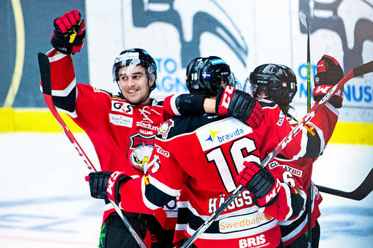 Malmö Redhawks Nils Andersson jublar