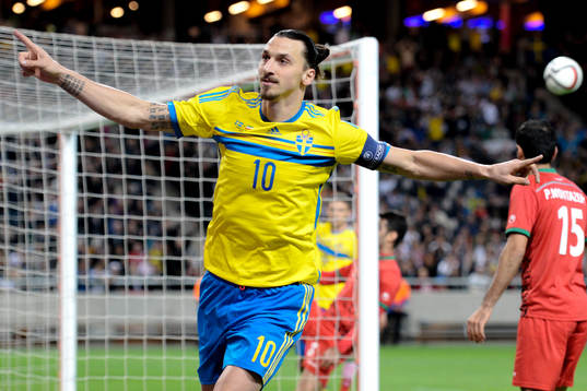 Sveriges Zlatan Ibrahimovic jublar