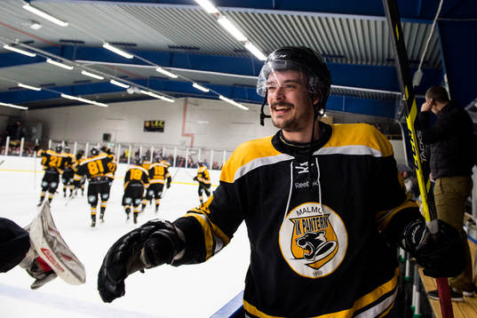 Panterns Viktor Sundström jublar