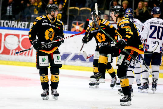 Skellefteås Niclas Burström gör mål i sudden death och