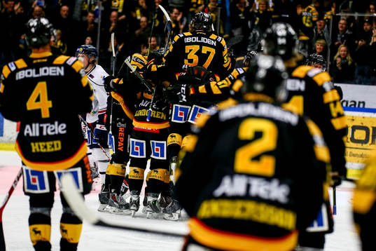 Skellefteås Niclas Burström gör mål i sudden death och