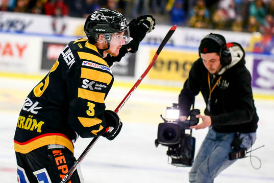 Skellefteås Niclas Burström gör mål i sudden death och