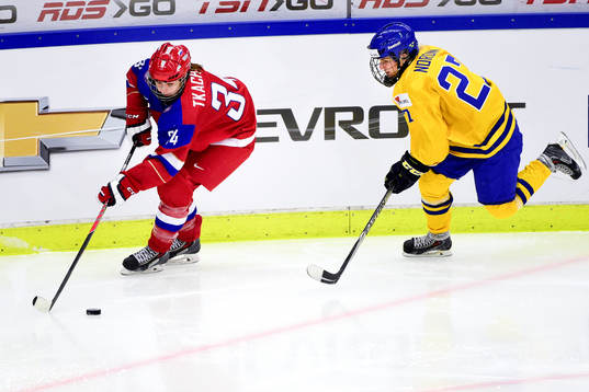 Rysslands Svetlana Tkachyova jagas av Sveriges Emma Nordin