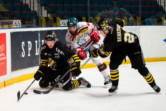 s Dennis Nordström (v) och Christopher Bengtsson (h) i
