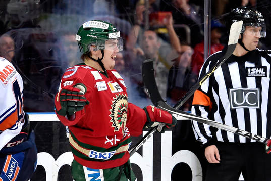 Frölundas Andreas Johnson firar