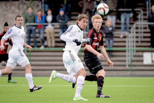 Östersunds Jonathan Azulay och Brommapojkarnas Gustav