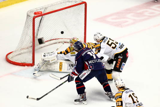 Bläddra bland fler bilder av Ishockey, SHL, Semifinal 4, Linköping - Skellefteå