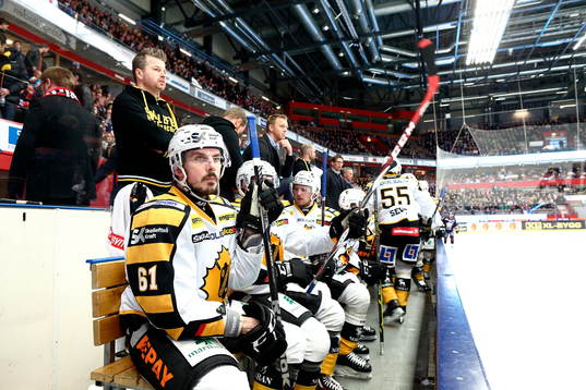 Skellefteås bås med Fredrik Lindgren