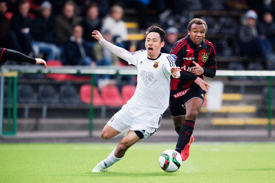 Östersunds Seon-Min Moon och Brommapojkarnas Serge-Junior