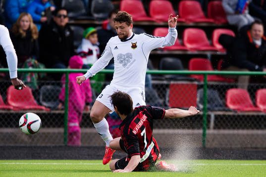 Brommapojkarnas Gabriel Petrovic stoppar Östersunds Kujtim