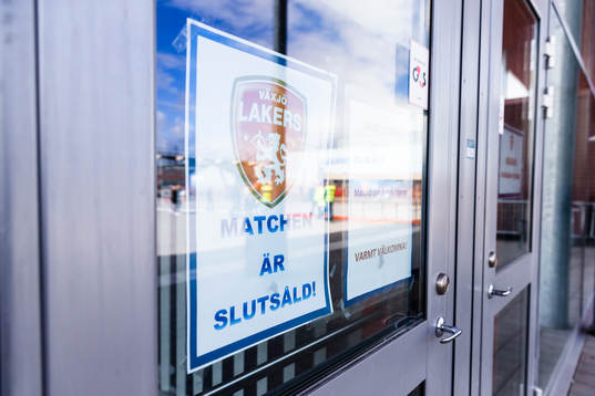 Skyltar som visar att matchen är slutsåld