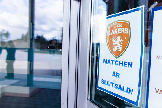 Skyltar som visar att matchen är slutsåld