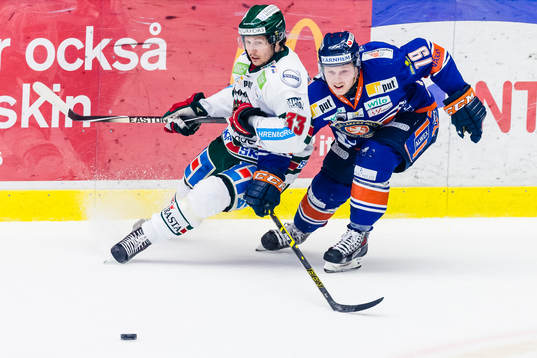 Bläddra bland fler bilder av Ishockey, SHL, Semifinal 4, Växjö - Frölunda