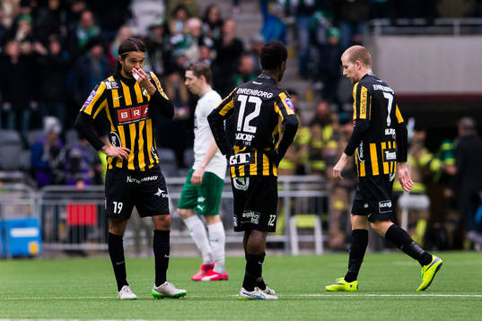 Häckens Leonard Zuta, Mohammed Abubakari och Simon