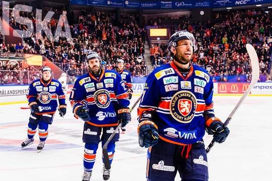 Växjös Jeff Tambellini firar