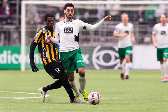 Häckens Mohammed Abubakari stoppar Hammarbys Nahir Besara