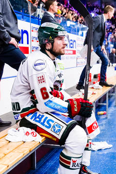 Frölundas Mikael Wikstrand deppar