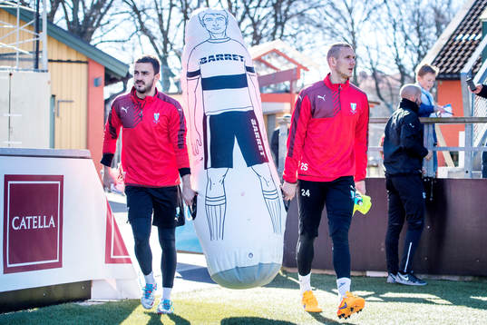 Malmö FFs målvakt Zlatan Azinovic och målvakt Robin