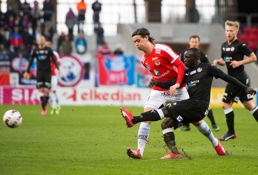 Kalmars Marcus Antonsson och Helsingborgs Emmanuel Boateng