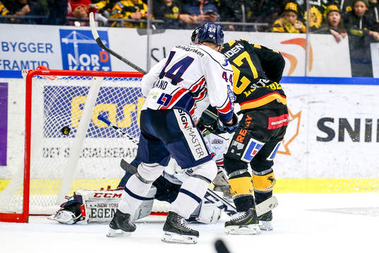 Skellefteås Martin Lundberg gör 3-1 på Linköpings