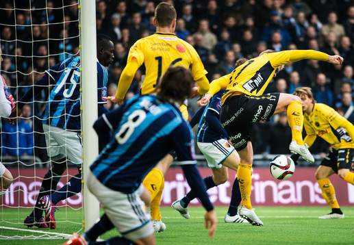 Elfsborgs Per Frick klackar in 0-1