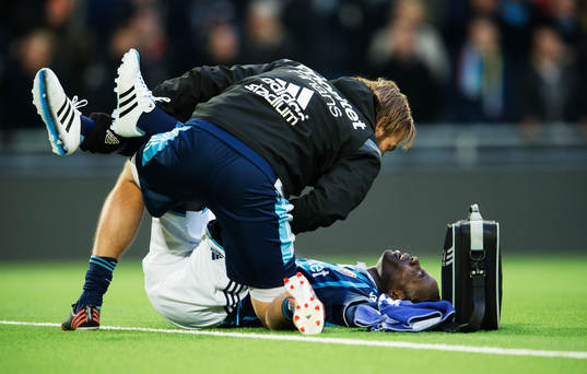 Djurgårdens Sam Johnson får vård