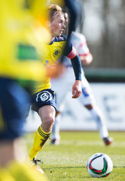 Ängelholms unge lagkapten Albin Nilsson i matchen i
