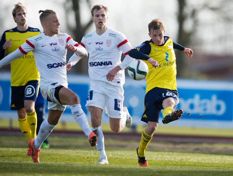 Ängelholms Albin Nilsson i matchen i Superettan mellan