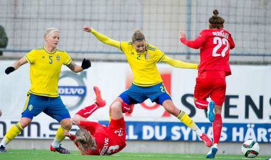 Sveriges Charlotte Rohlin och Nilla Fischer