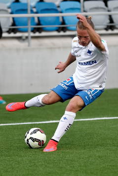 Norrköpings Nicklas Bärkroth mellan Norrköping och