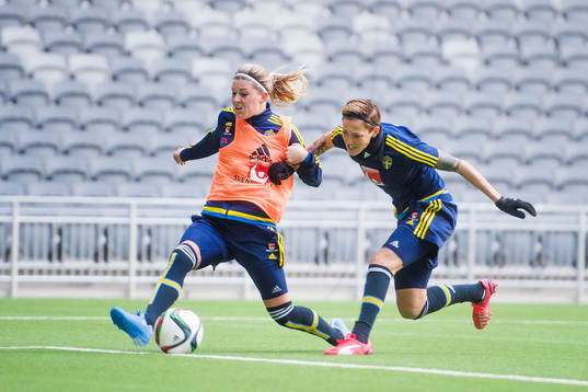 Sveriges Olivia Schough och Therese Sjögran
