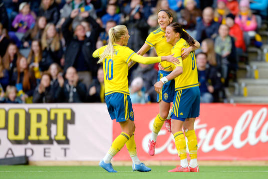 Sveriges Sofia Jakobsson, Lotta Schelin och Therese