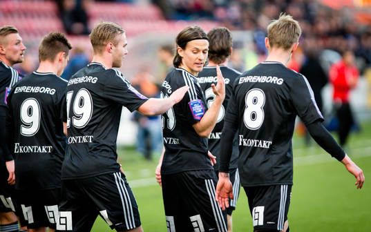 IFK Göteborgs Emil Salomonsson gör 0-1 och jublar
