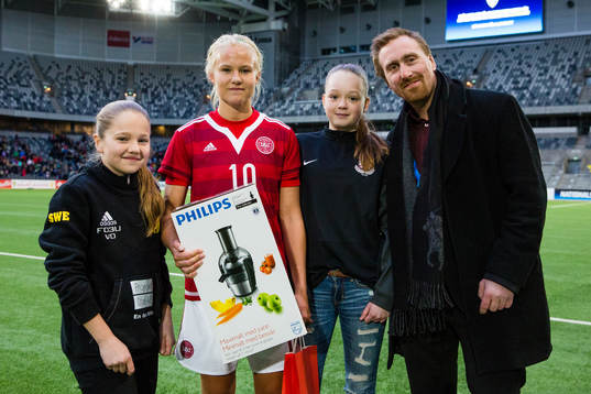 Danmarks Pernille Harder utses till matchens lirare