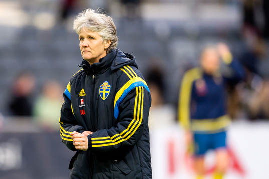 Sveriges förbundskapten Pia Sundhage deppar