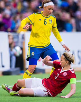 Sveriges Sara Thunebro och Danmarks Janni Arnth Jensen