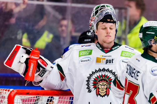 Frölundas målvakt Lars Johansson deppar