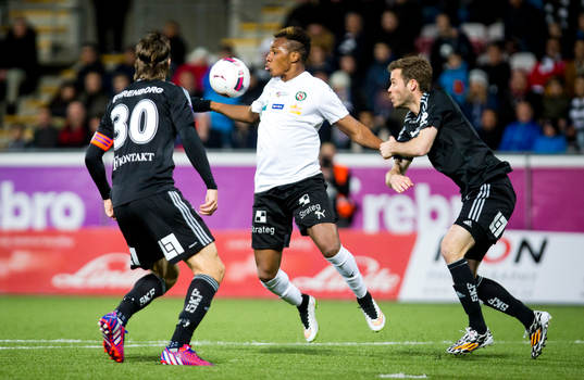 Örebros Michael Seaton
