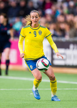 Sveriges Kosovare Asllani