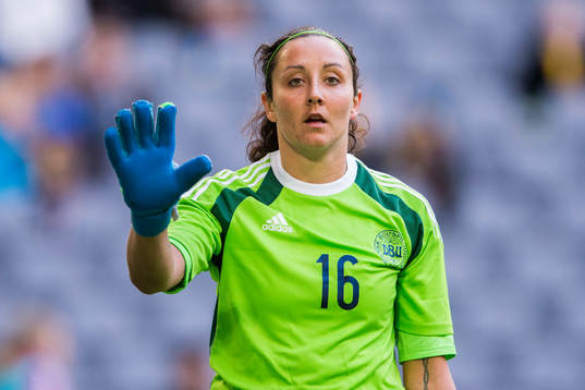 Danmarks målvakt Cecilie Breil Kramer